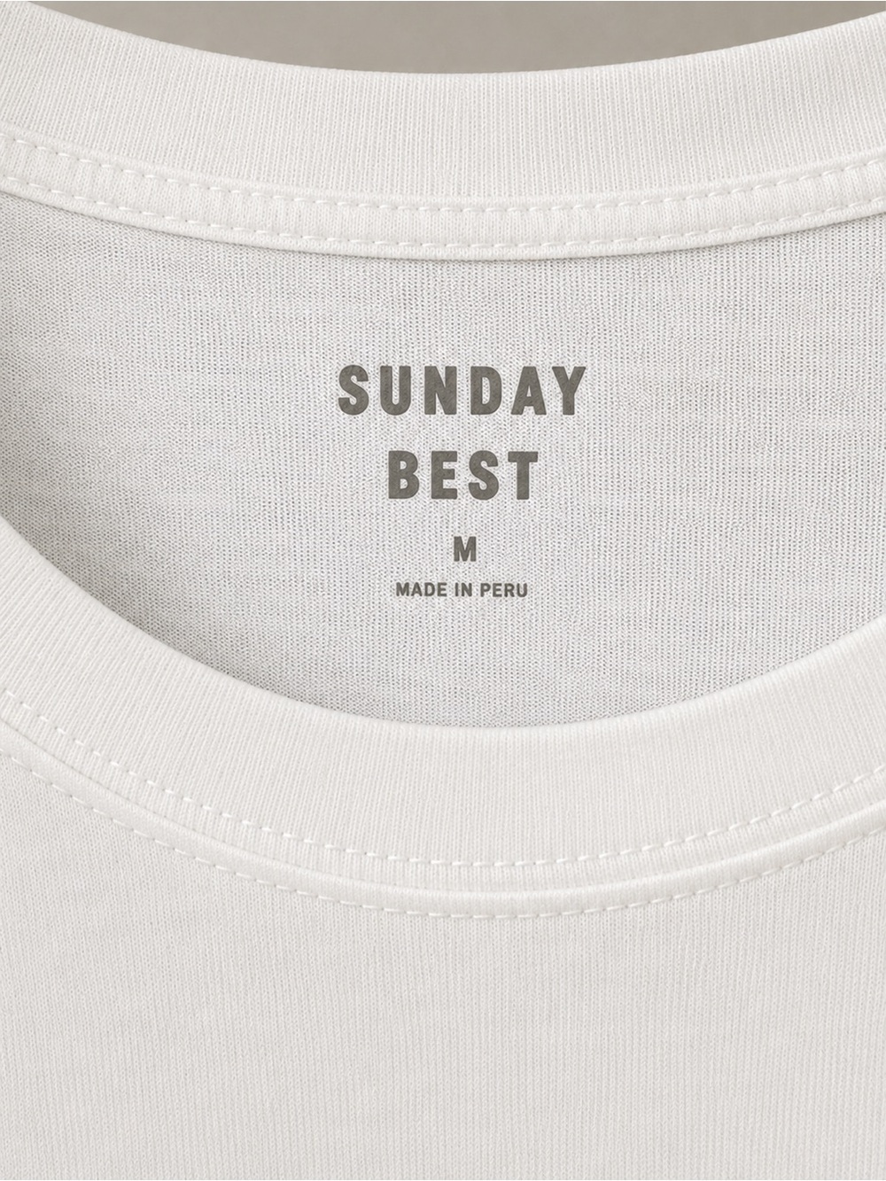 Sunday Best White Cocktail Embroidered Tee M - Picture 3 of 7